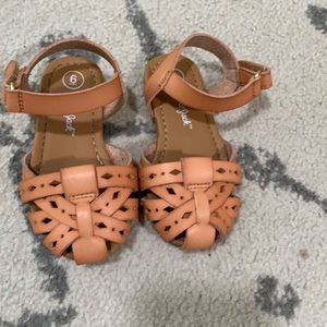 Toddler girls tan boho sandals. Sz 6